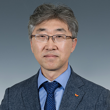 박경